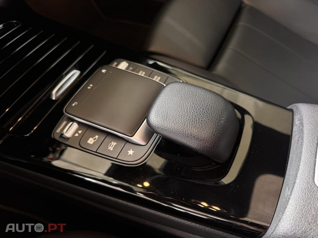 Mercedes-Benz CLA 180 D shooting brake