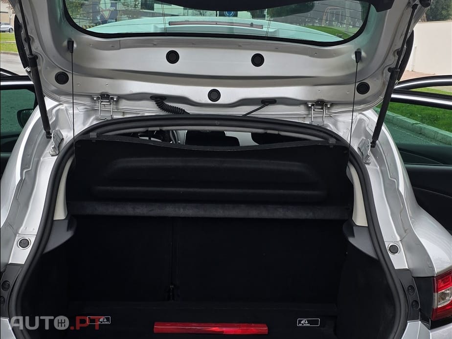 Renault Clio 0.9 TCe Limited Bi-Fuel