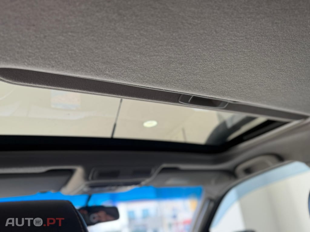Nissan Navara 2.5 dCi CD LE Hi-Tech +P.Premium AT 4WD