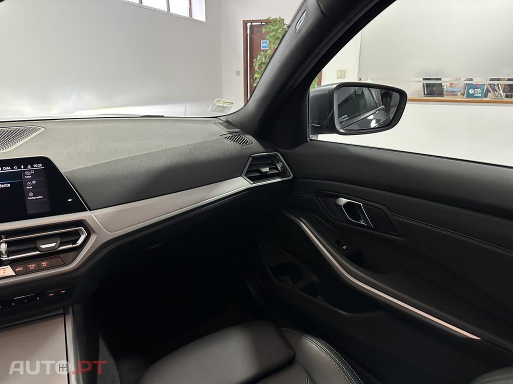 BMW 320 e Corporate Edition Auto