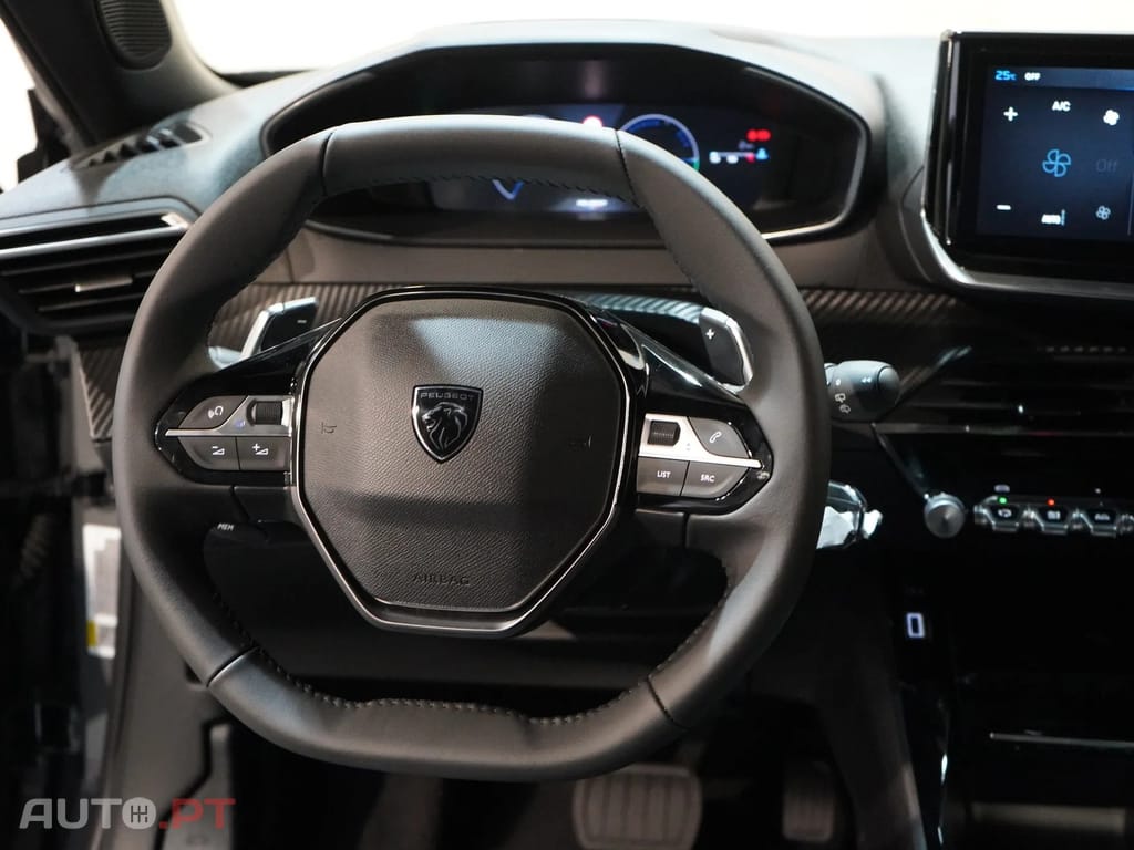 Peugeot 2008 1.2 Hybrid Allure e-DCS6