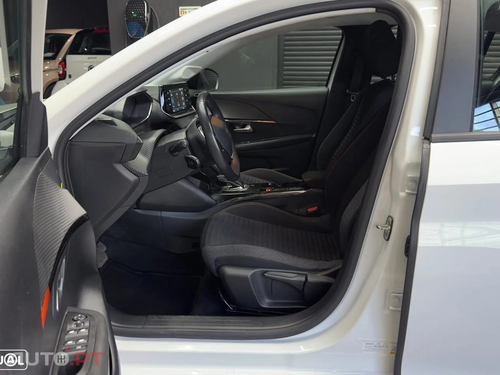 Peugeot E-208 Active Pack