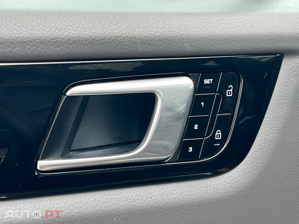 Porsche Cayenne E-Hybrid Platinum Edition