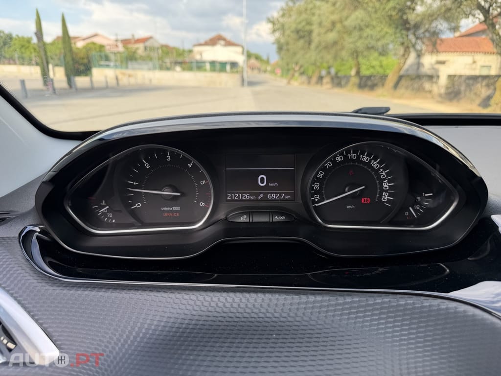 Peugeot 208 1.6 BlueHDi Active