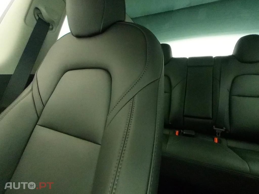 Tesla Model 3 Standard Range Plus RWD