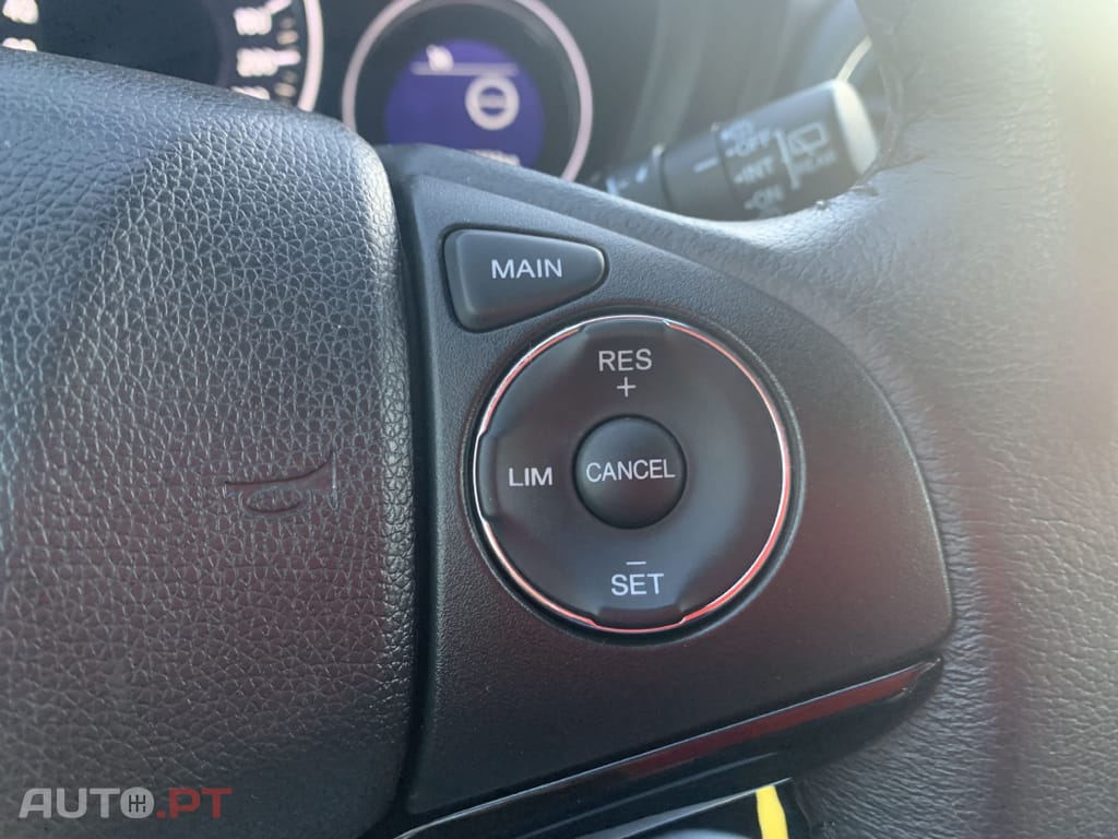 Honda HR-V 1.6 i-DTEC Elegance + Connect Navi