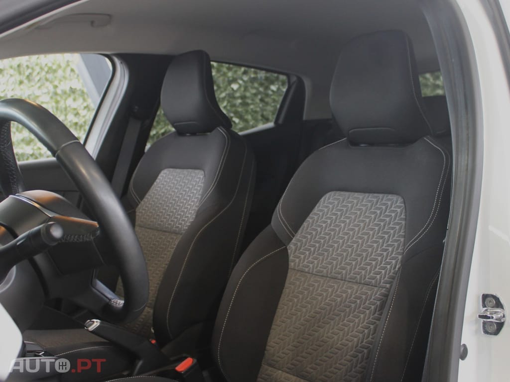 Renault Clio 1.0 TCe Limited Bi-Fuel