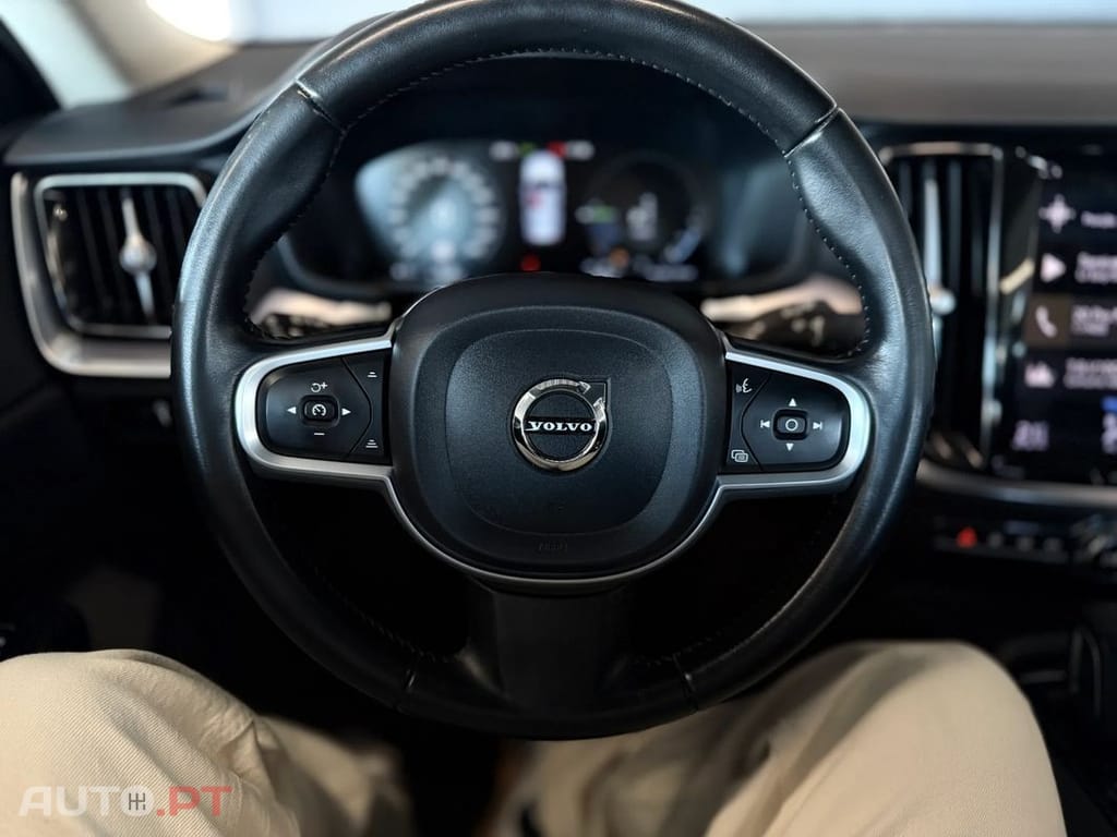 Volvo V60 2.0 T6 AWD TE R-Design