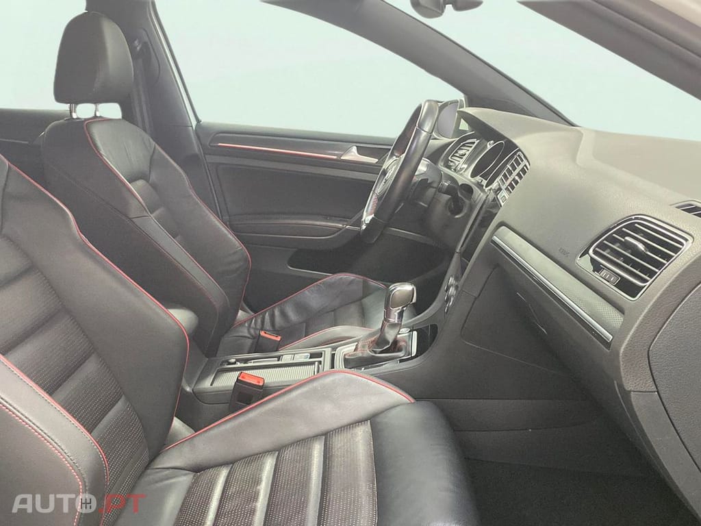 Volkswagen Golf GTI (BlueMotion ) DSG