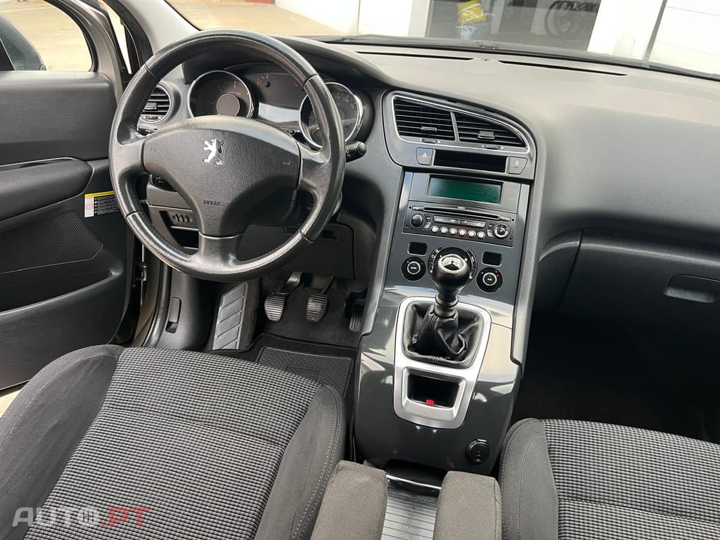 Peugeot 5008 1.6 HDI