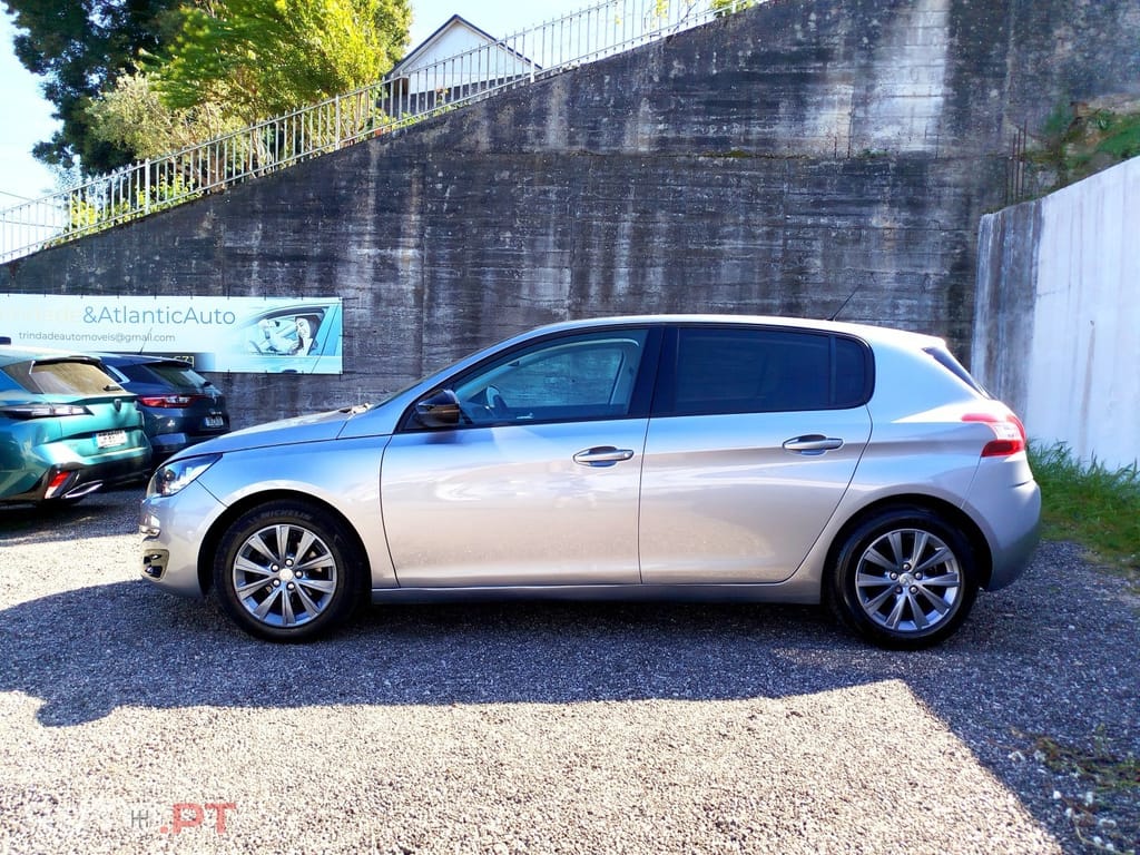 Peugeot 308 1.2 PureTech Style