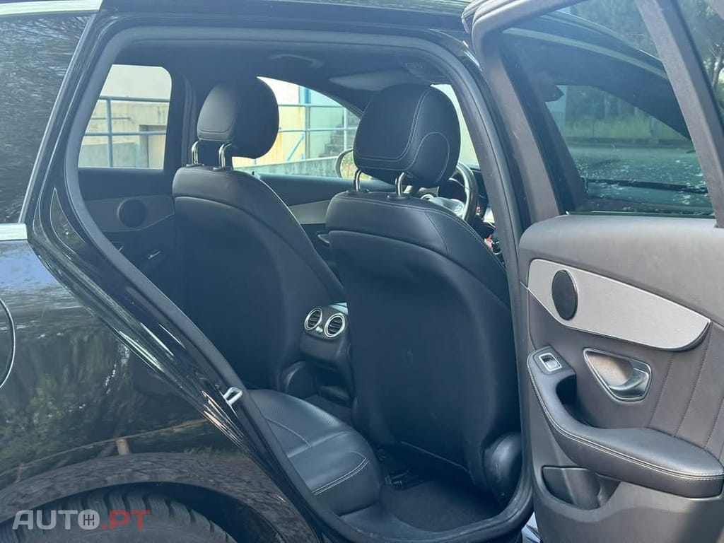 Mercedes-Benz C 220 d AMG Line