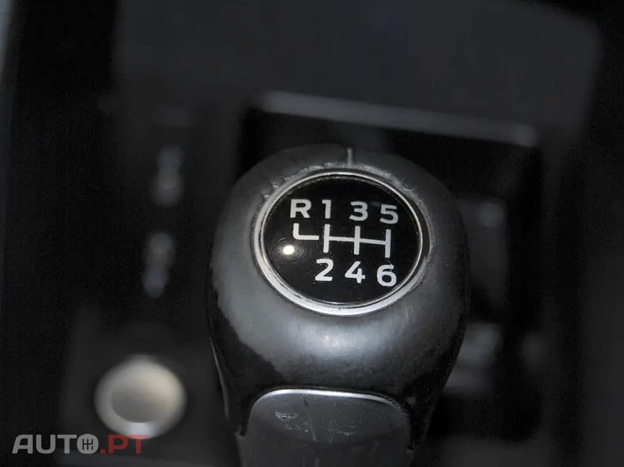 Ford Tourneo 2.0 TDCi Titanium 5 lugares