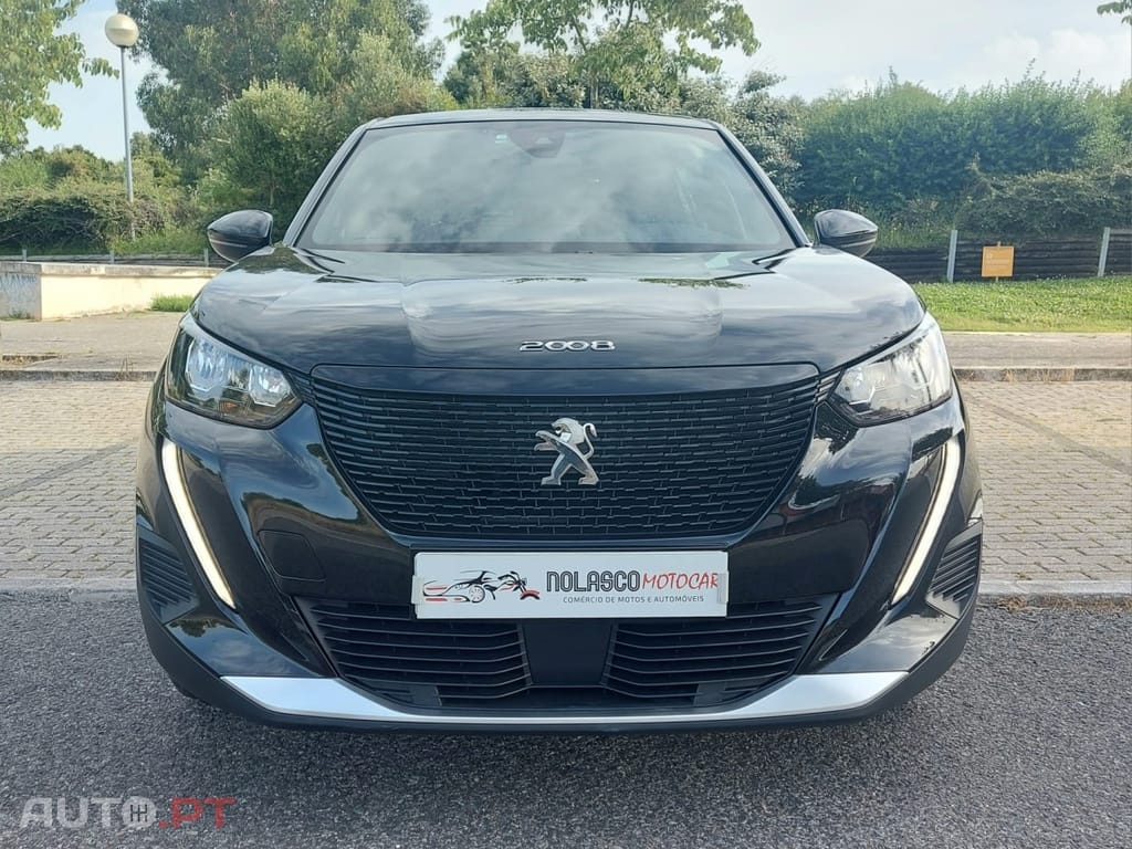 Peugeot E-2008 50 kWh Active Pack