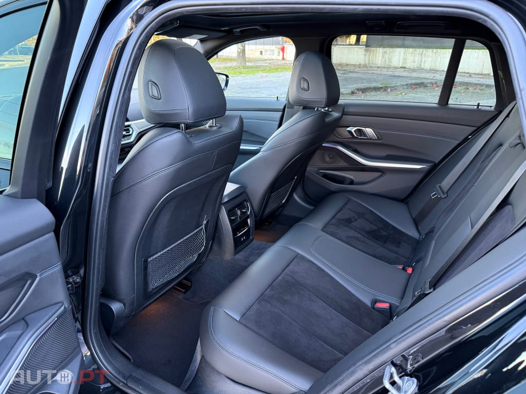 BMW 320 e Touring Pack M Auto