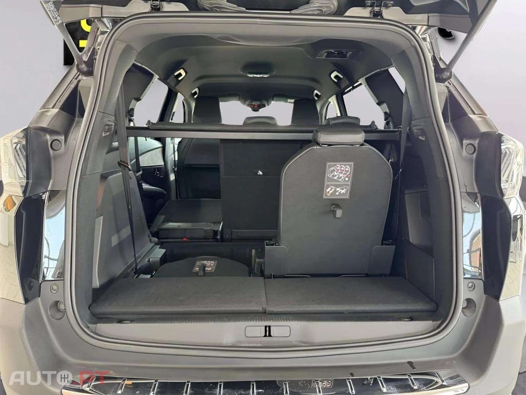 Peugeot 5008 BlueHDi 130 EAT8 GT 