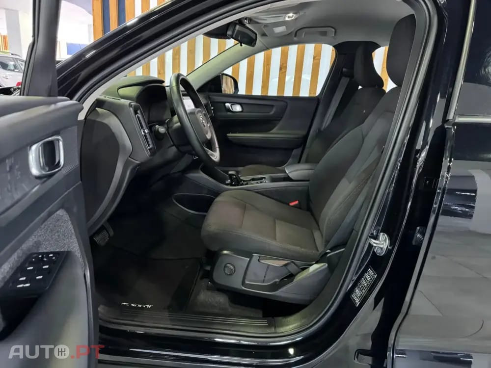 Volvo XC40 1.5 T2 Core Auto
