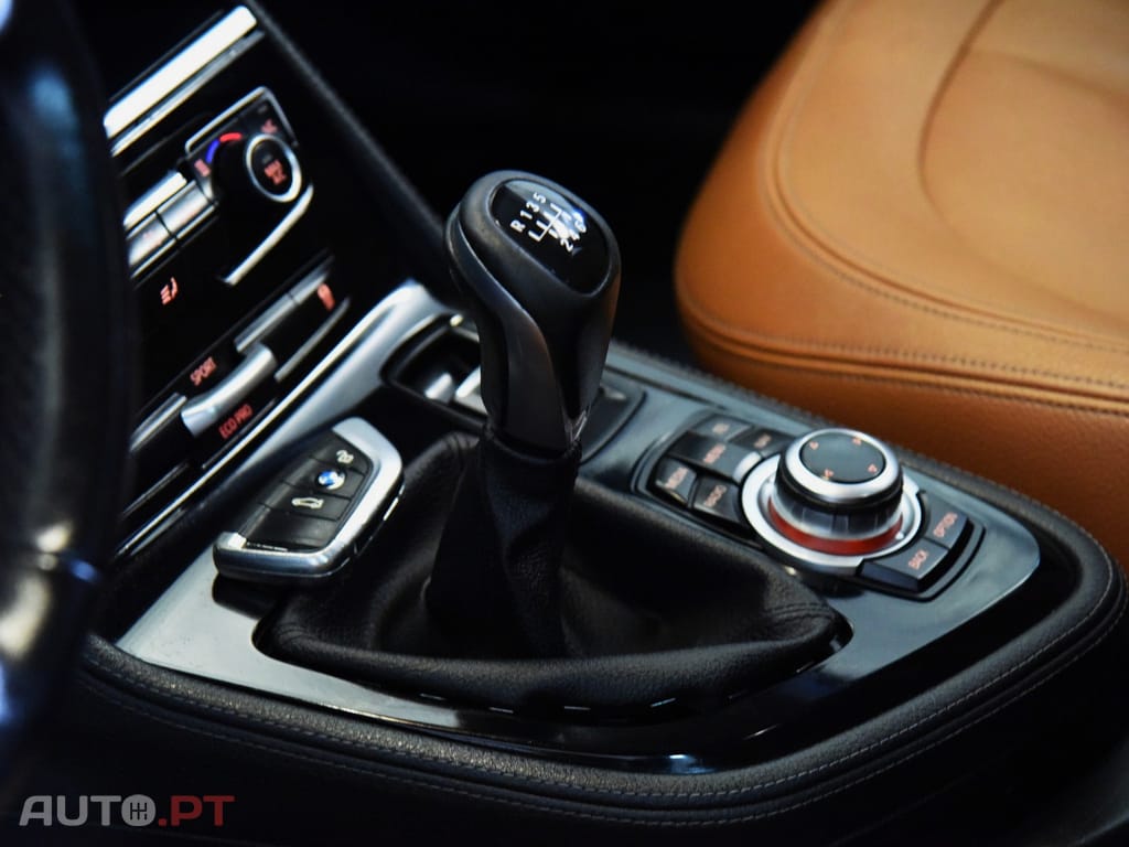 BMW 216 d Line Luxury