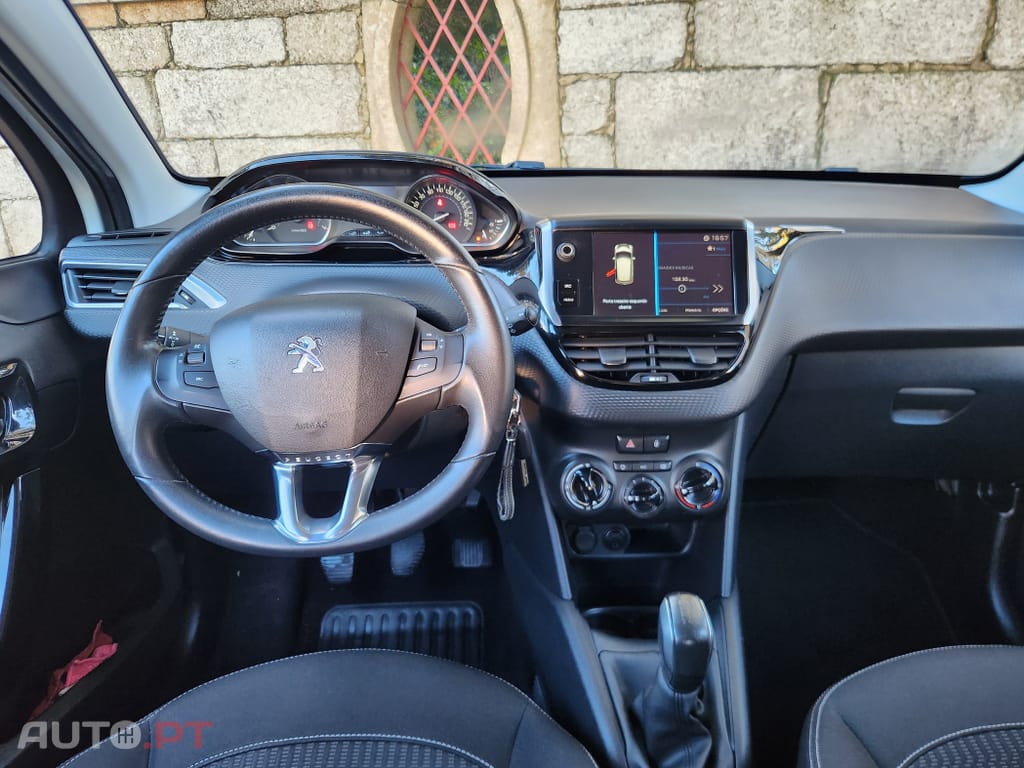 Peugeot 208 1.2 PureTech Style