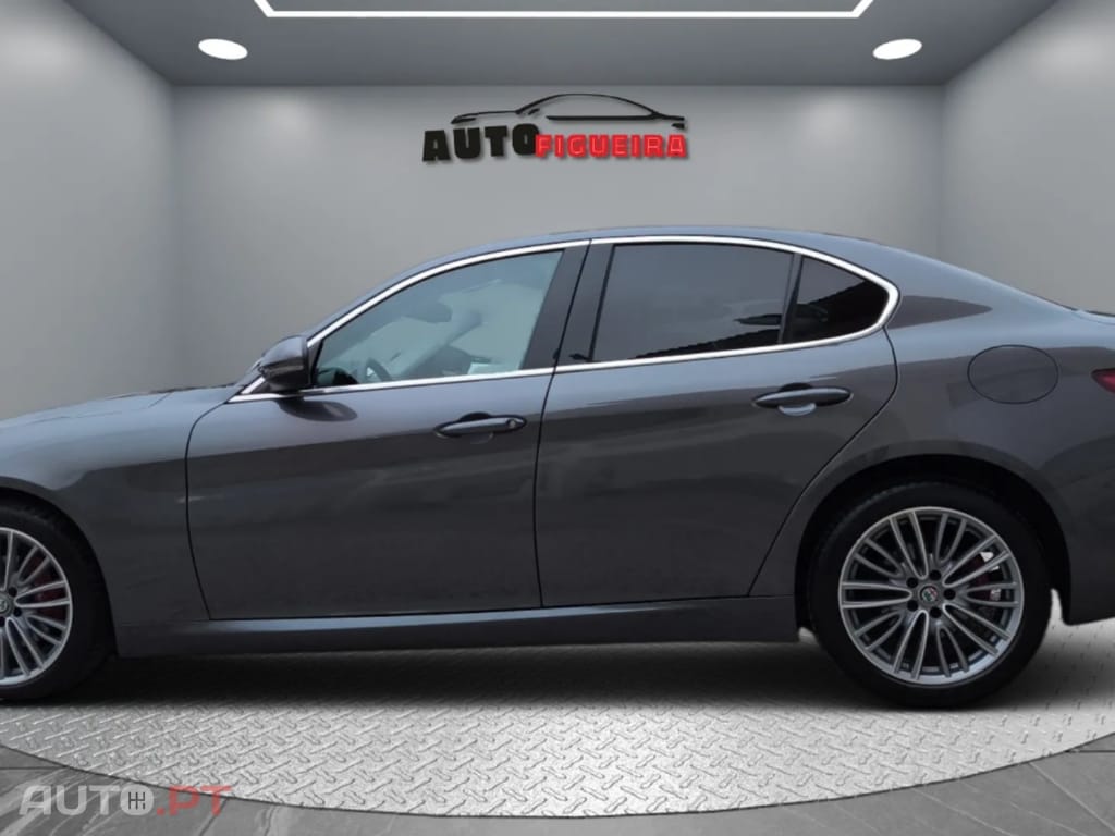 Alfa Romeo Giulia 2.2 D Super AT8