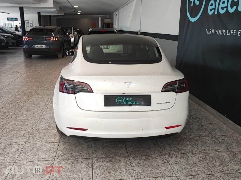 Tesla Model 3 Long Range AWD Dual Motor