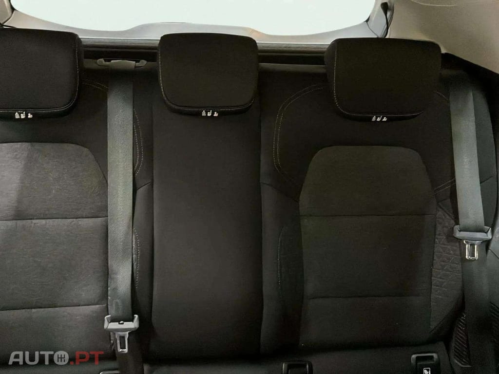 Renault Clio 1.6 E-Tech Intens