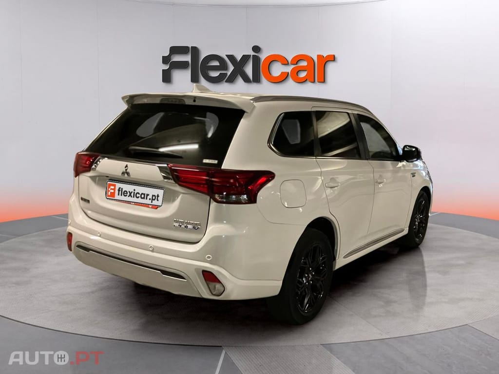 Mitsubishi Outlander 2.4 PHEV Instyle