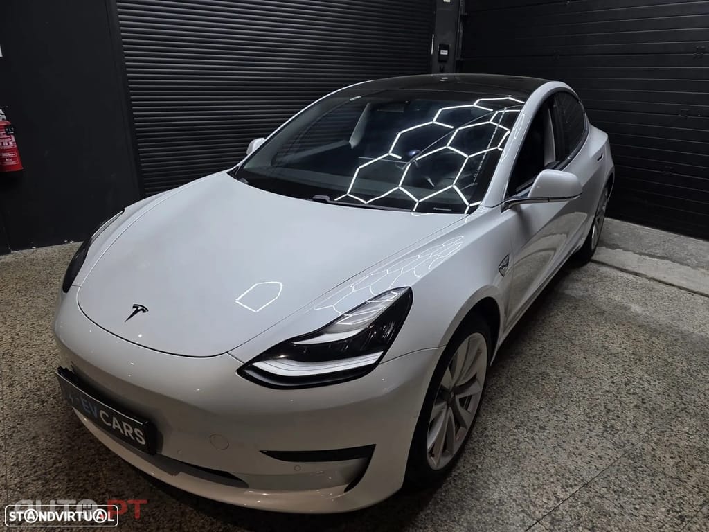 Tesla Model 3 Standard Range Plus RWD