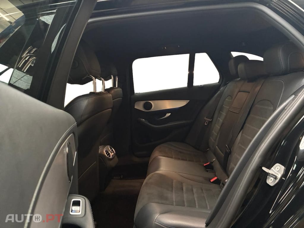 Mercedes-Benz C 220 d AMG Line