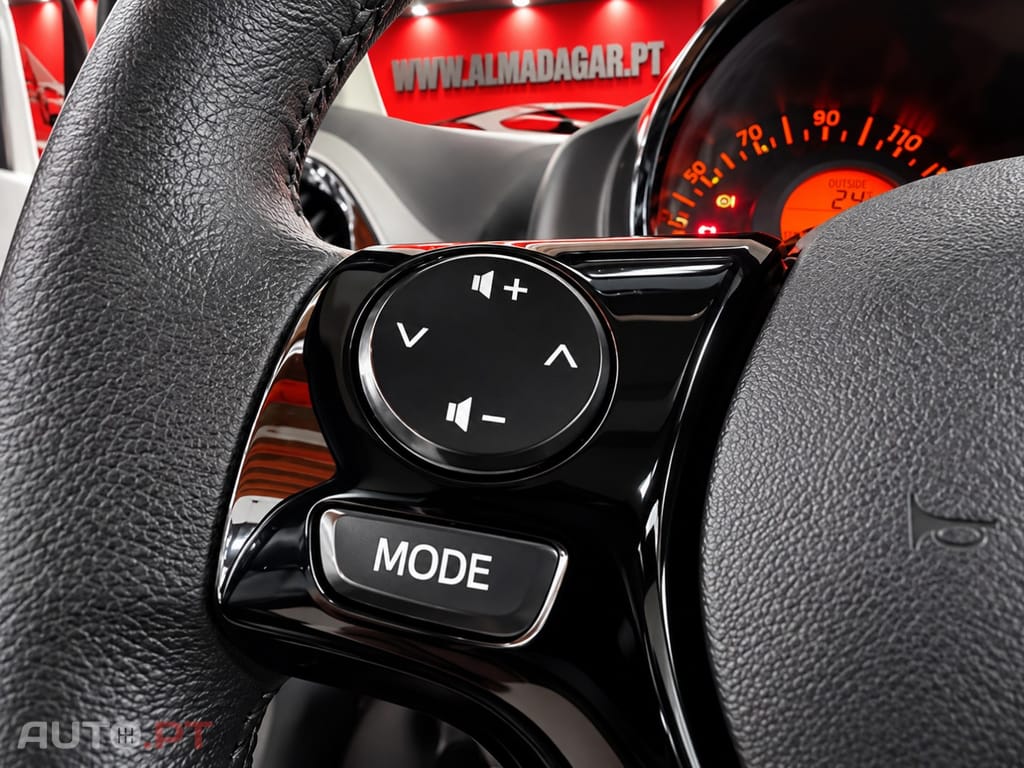 Peugeot 108 1.0 VTi Style