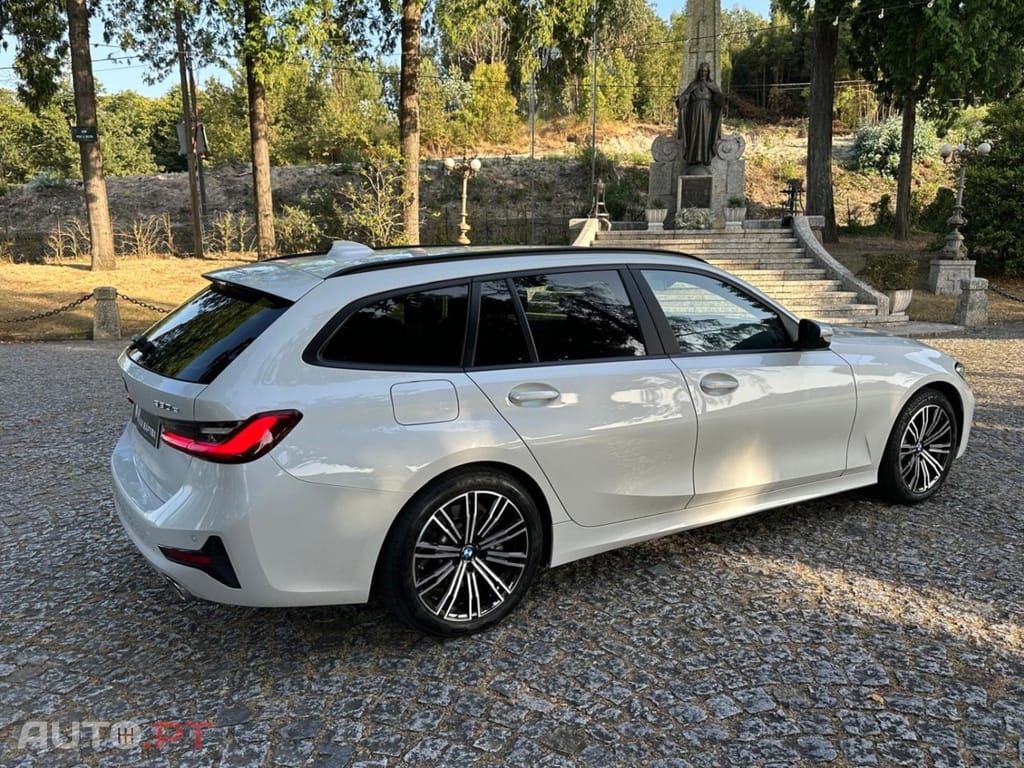 BMW 330 e Touring Corporate Edition Auto