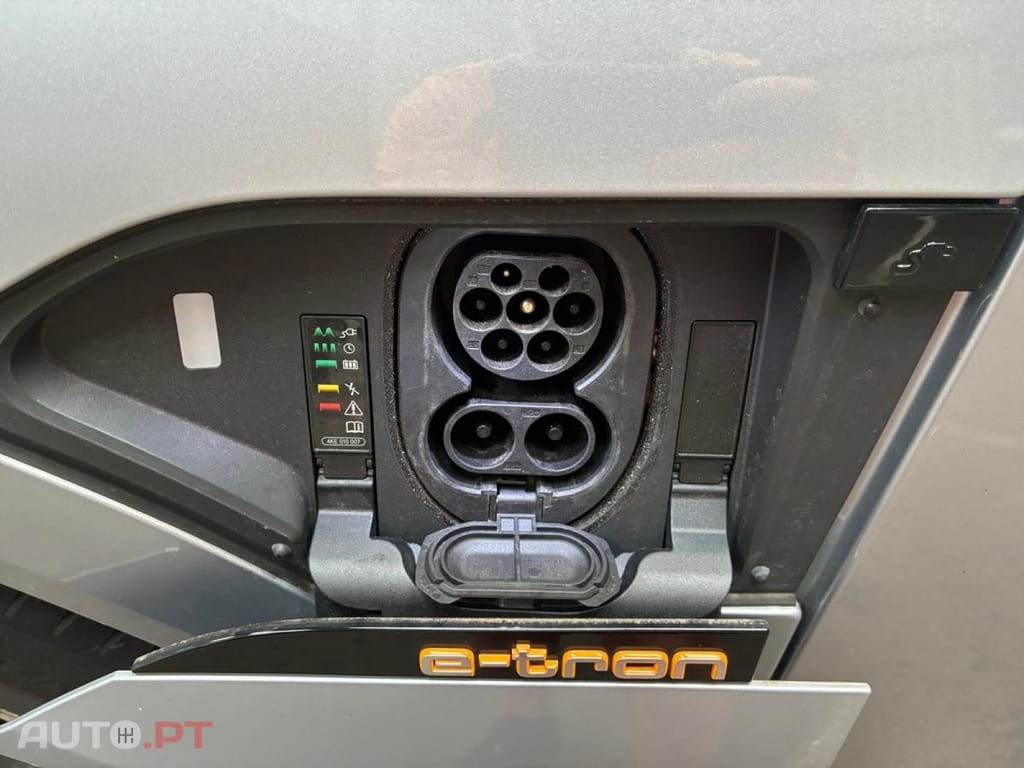 Audi E-Tron 50 quattro