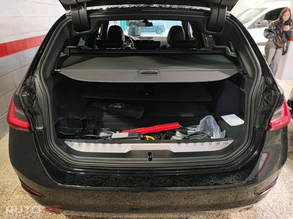 BMW 320 e Corporate Edition Auto