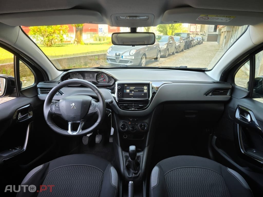 Peugeot 208 1.6 BlueHDi Active