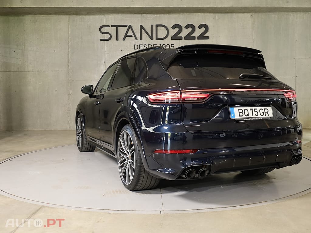 Porsche Cayenne Turbo