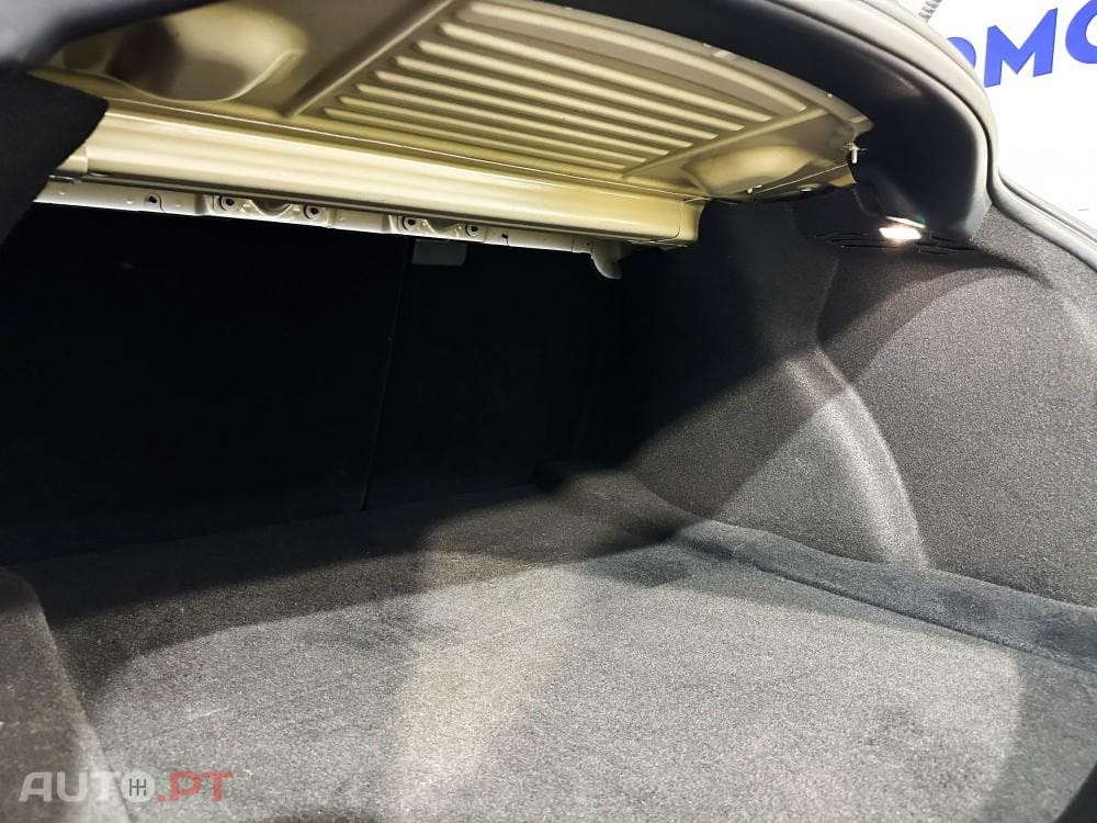 Tesla Model 3 Long Range AWD Dual Motor