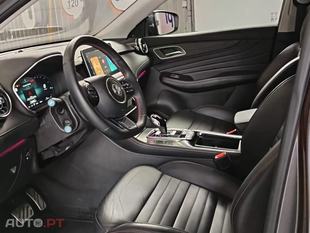 MG EHS 1.5 T-GDI Plug-in Hybrid Luxury