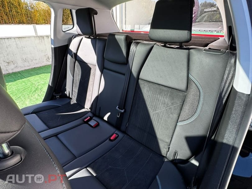 Peugeot 2008 1.2 PureTech Crossway EAT6