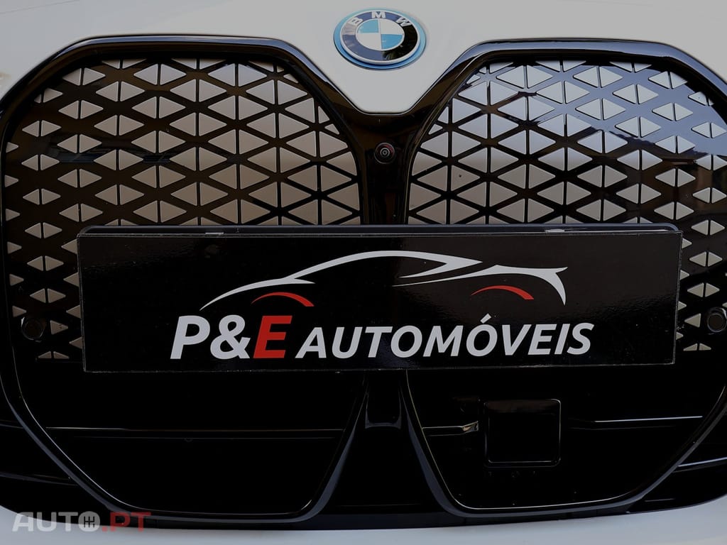 BMW i4 eDrive40 Pack Desportivo M Pro