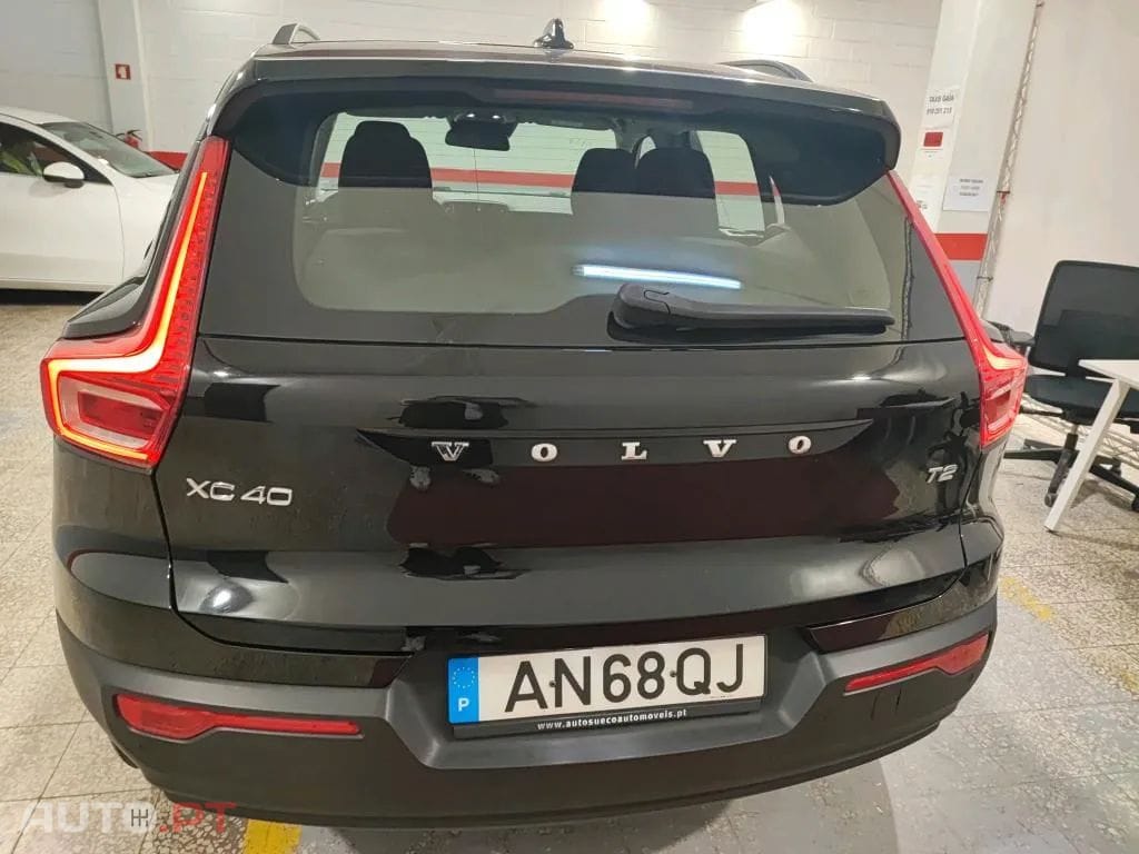 Volvo XC40 1.5 T2 Momentum Core