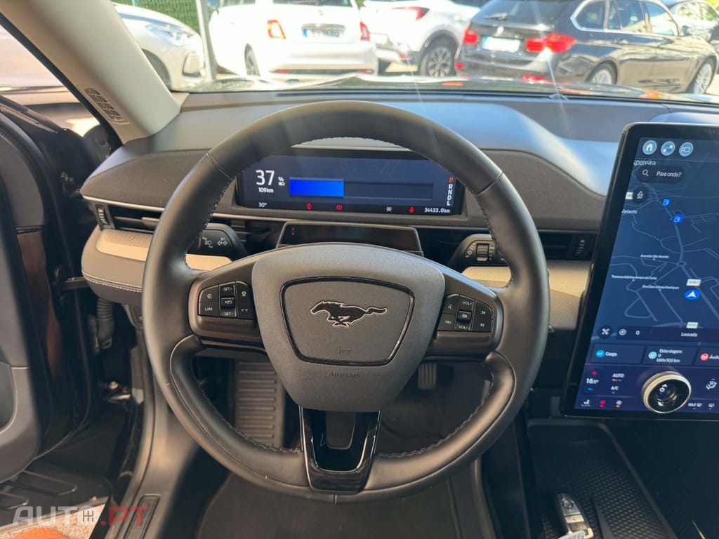 Ford Mustang Mach-E 75.7 kWh Premium AWD