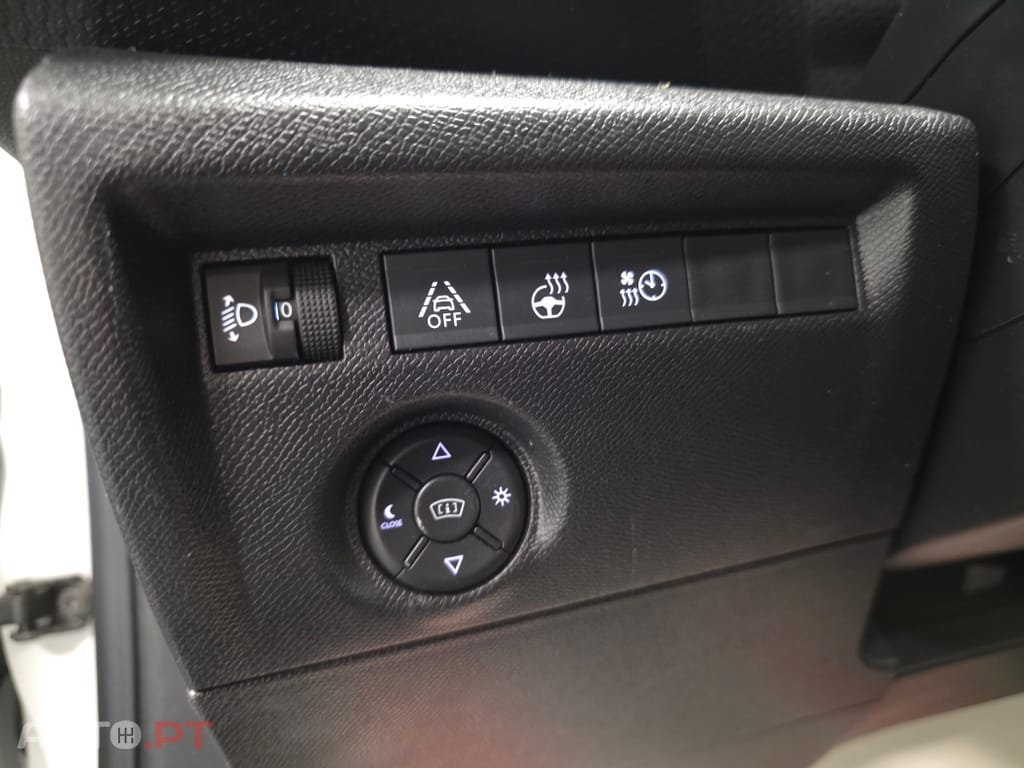 Citroën e-C4 50 kWh Shine — fotografia 88