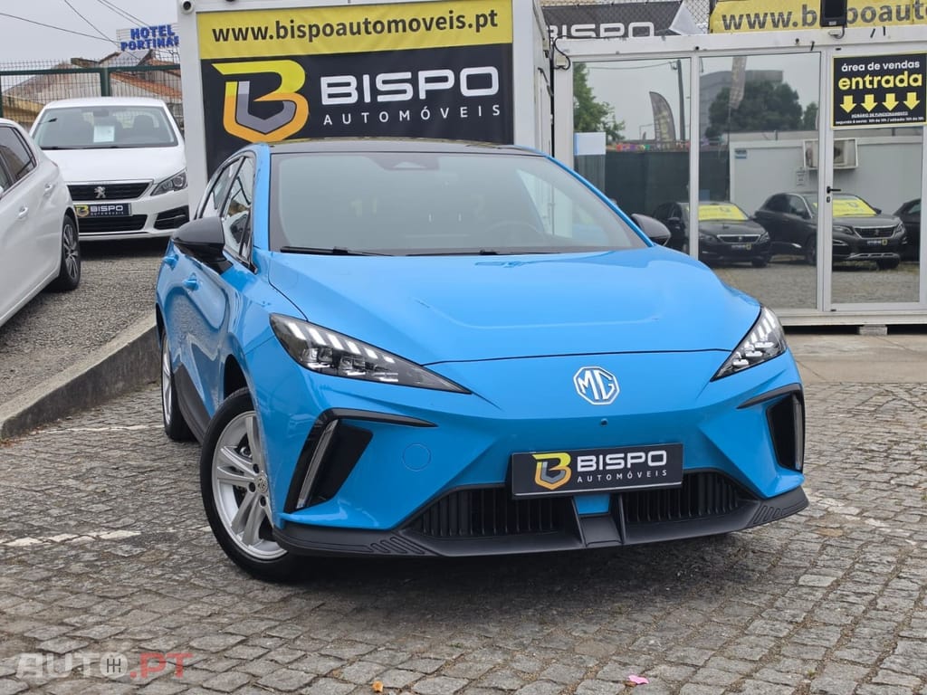 MG MG4 64 kWh Luxury