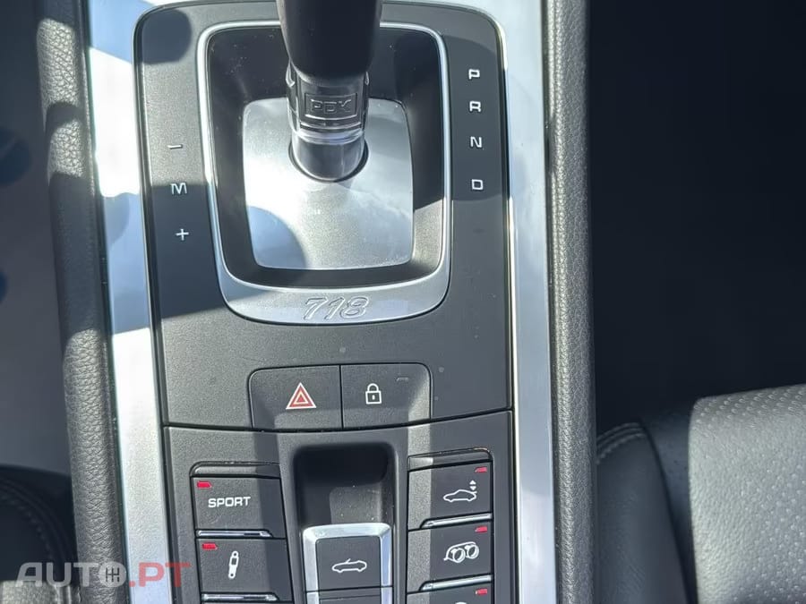 Porsche 718 2.0 T PDK