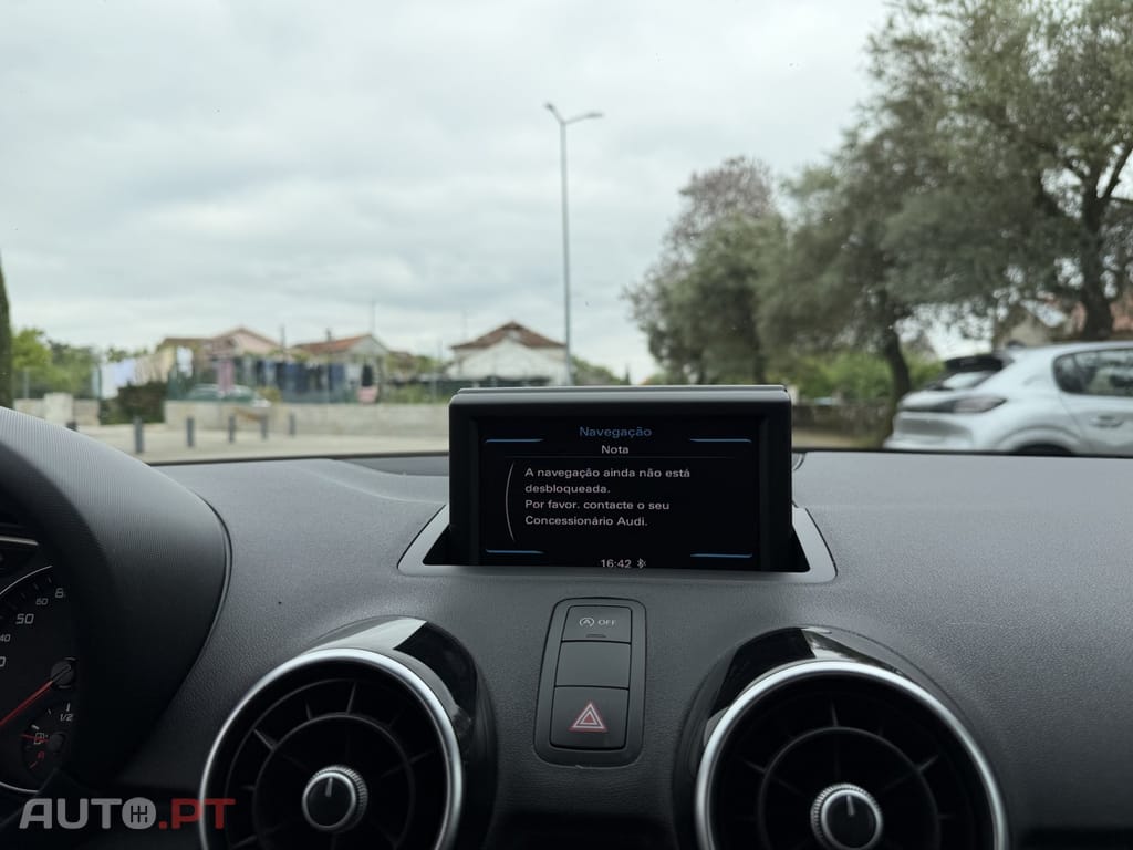 Audi A1 1.6 TDI S-line