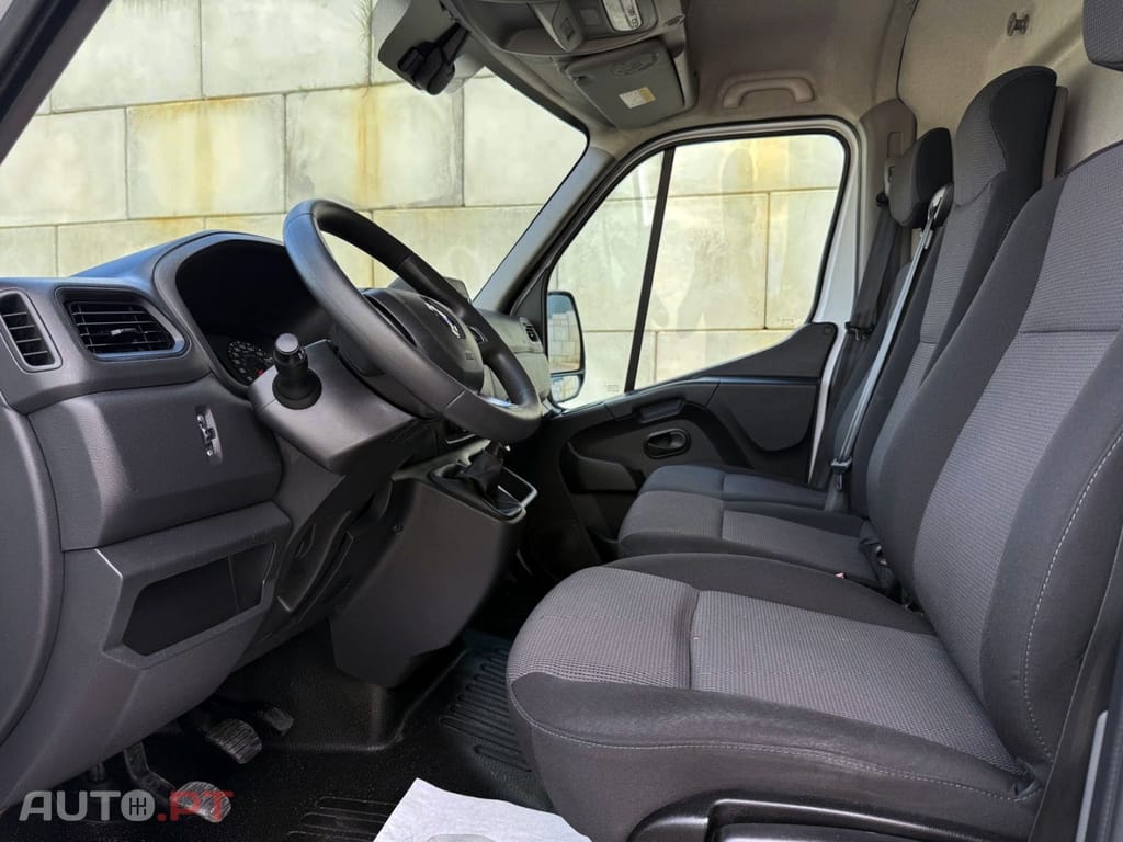 Renault Master 2.3 dCi 100.33 L2H2