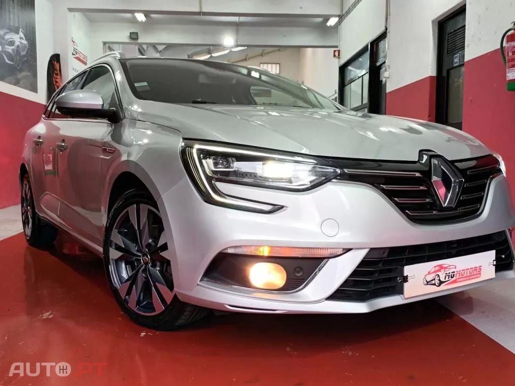 Renault Mégane Sport Tourer 1.5 Blue dCi Intens EDC