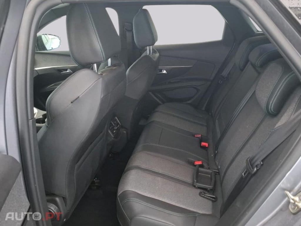 Peugeot 3008 Allure Pack I.V.A DEDUTIVEL