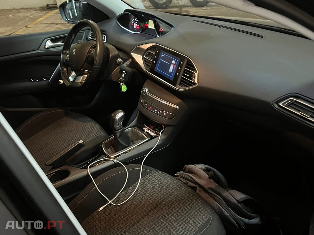 Peugeot 308 SW Active 1.5