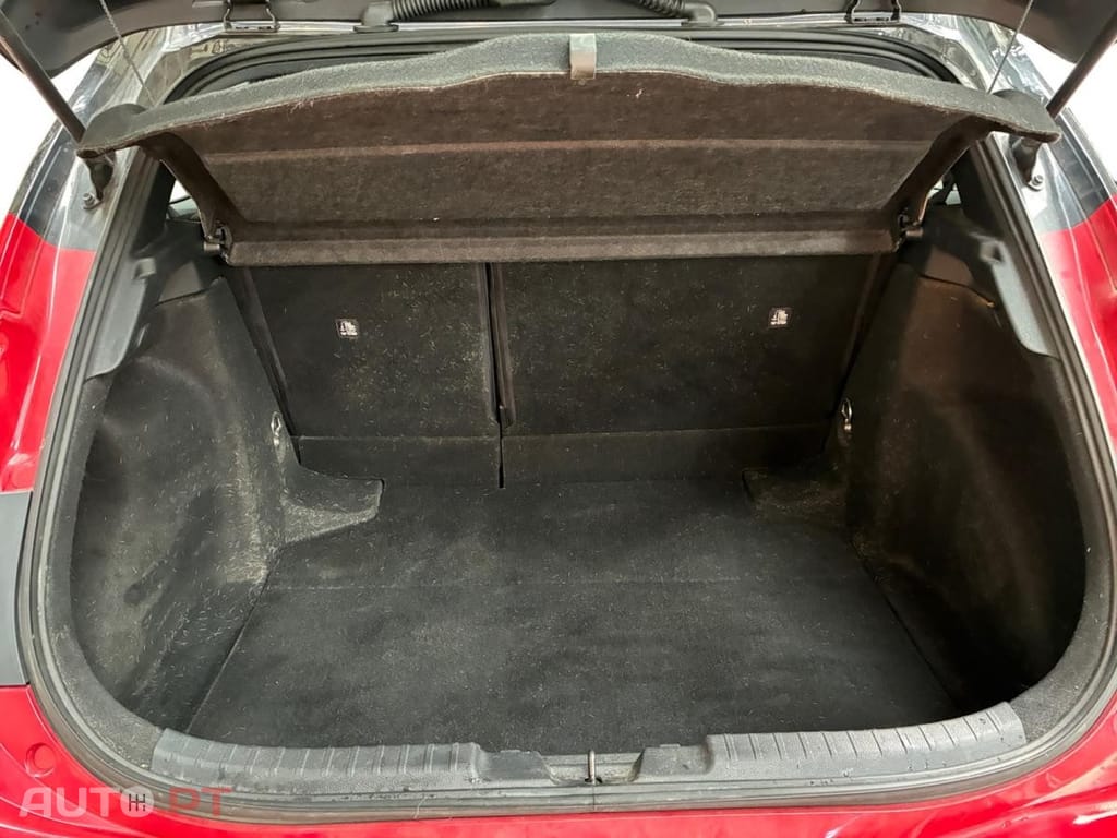 Toyota Corolla 1.8 Hybrid Dynamic
